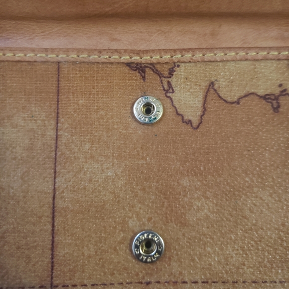 ❣️Alviero Martini Wallet❣️ - Picture 7 of 16